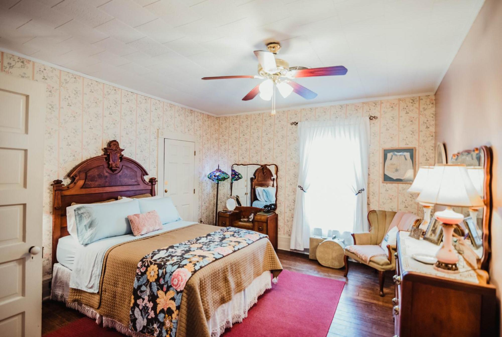 The Claiborne Bed And Breakfast Rocky Mount Eksteriør bilde